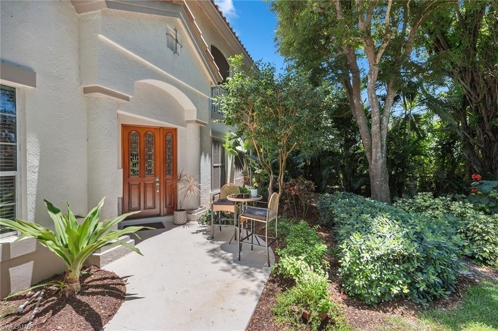 173 Colonade Cir, Unit 1401, Naples, FL 34103 Photo