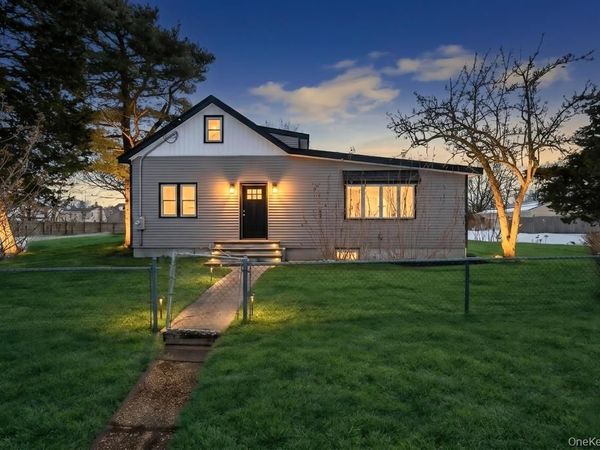 74 Lincoln Avenue, Islip Terrace, NY 11752