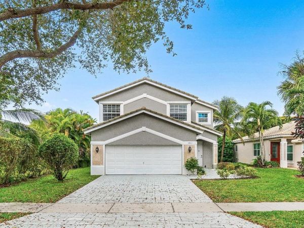 7803 NW 70th Avenue, Parkland, FL 33067