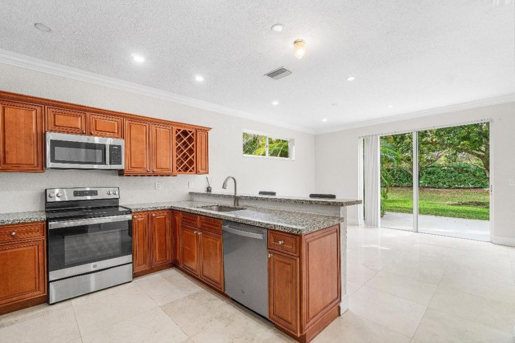 7803 NW 70th Avenue, Parkland, FL 33067 Photo