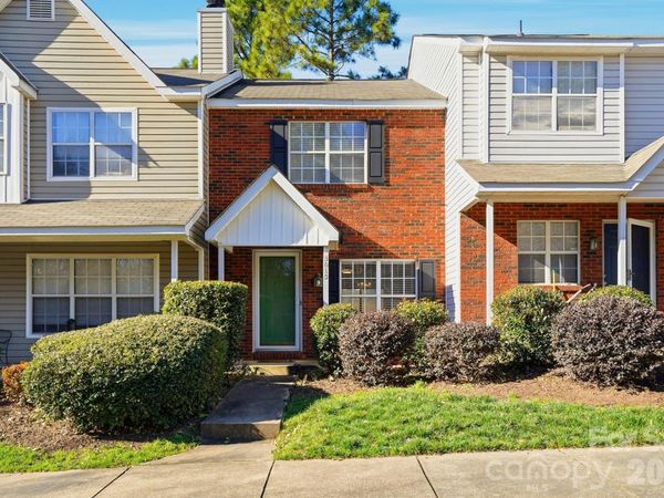 3015 Summercroft Lane, Charlotte, NC 28269