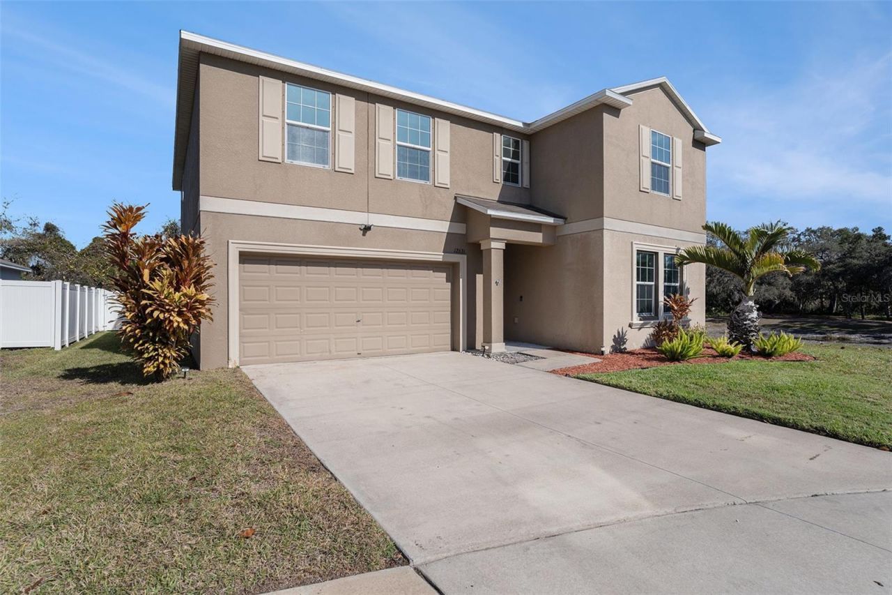 12631 Flatwood Creek Drive, Gibsonton, FL 33534 Photo