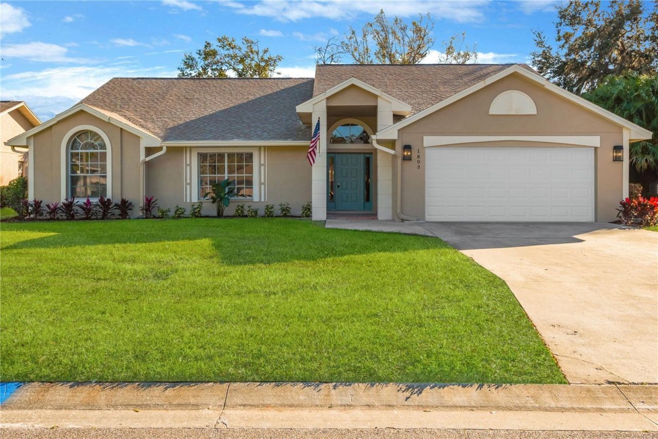 1803 S Golfview Drive, Plant City, FL 33566 Main Photo