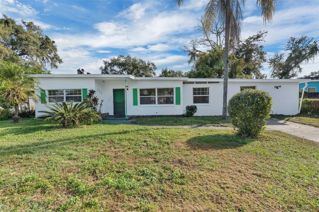 833 Pinedale Avenue, Orlando, FL 32808 Main Photo