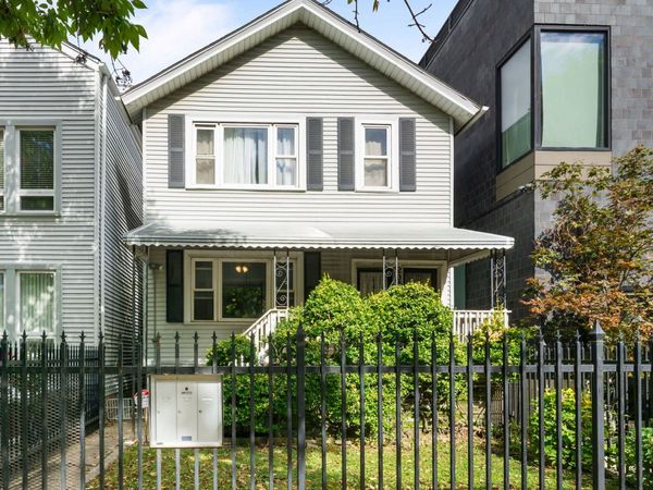 2052 W Huron Street, Chicago, IL 60612