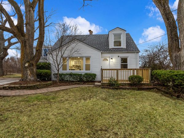 31 W US Highway 45, Vernon Hills, IL 60061