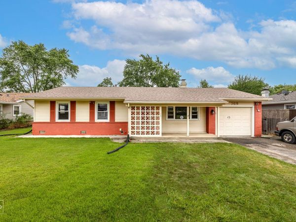 769 Penrith Avenue, Elk Grove Village, IL 60007