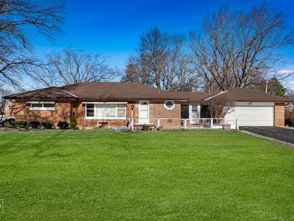 304 E Golf Road, Mount Prospect, IL 60056