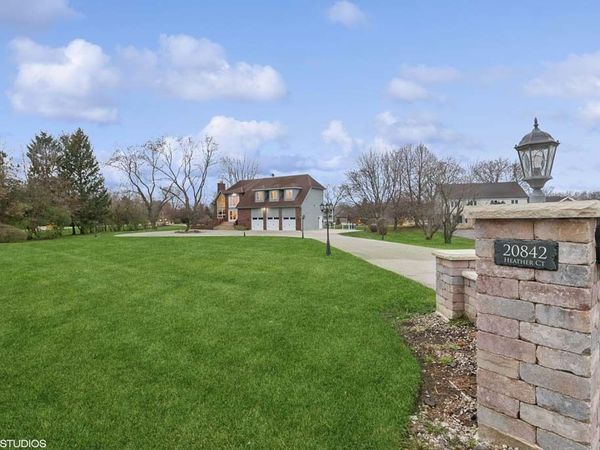 20842 N Heather Court, Kildeer, IL 60047