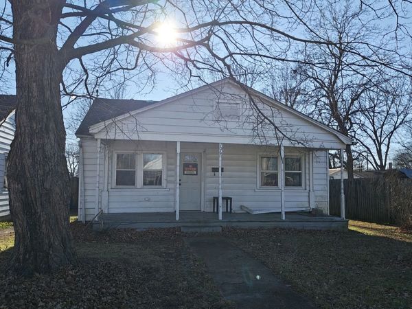 706 E 8th Street, Metropolis, IL 62960