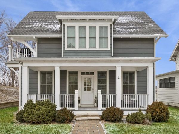 2 Pelican Landing, Ottawa, IL 61350