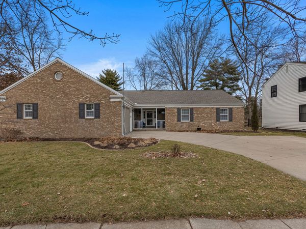 1310 Broadmoor Drive, Champaign, IL 61821