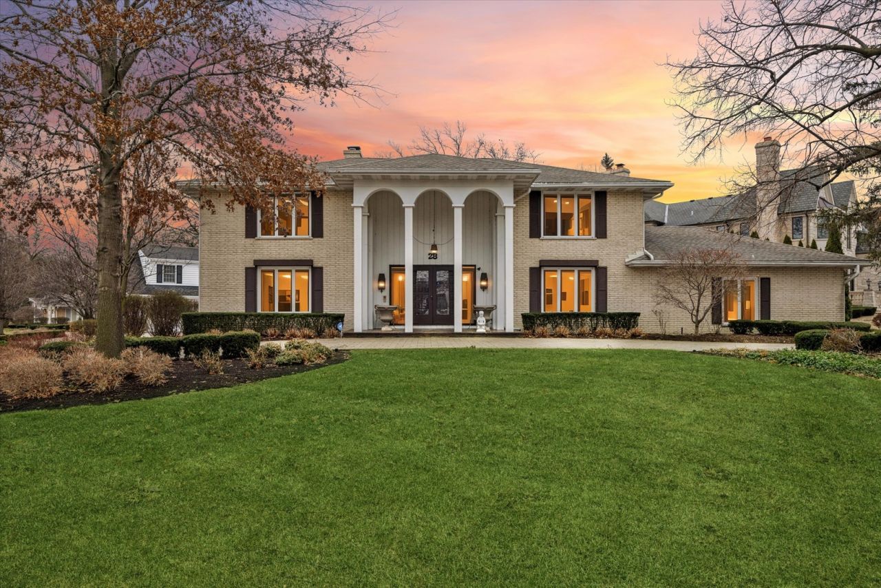 28 Concord Drive, Oak Brook, IL 60523 Main Photo