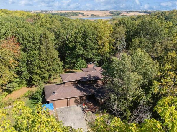 8039 HAZEL Road, Morrison, IL 61270