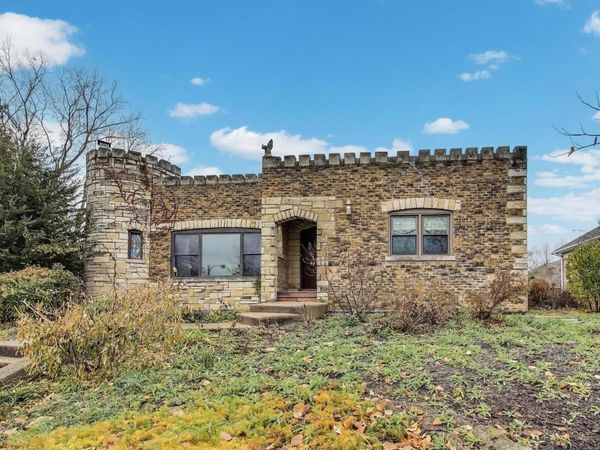 1115 N Ridgeland Avenue, Oak Park, IL 60302