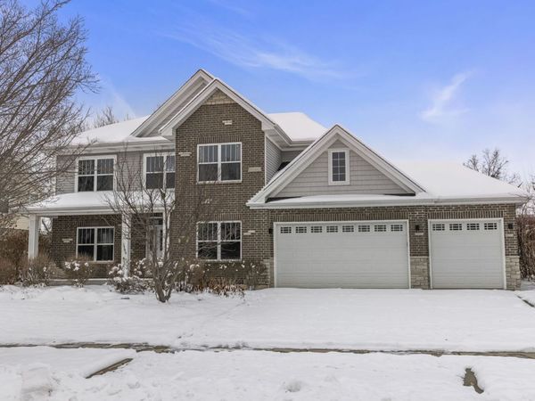 25907 W Canyon Boulevard, Plainfield, IL 60585