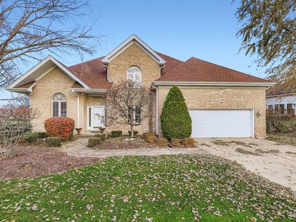 845 Harmon Boulevard, Hoffman Estates, IL 60169