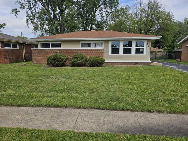 3014 W 163rd Street, Markham, IL 60428