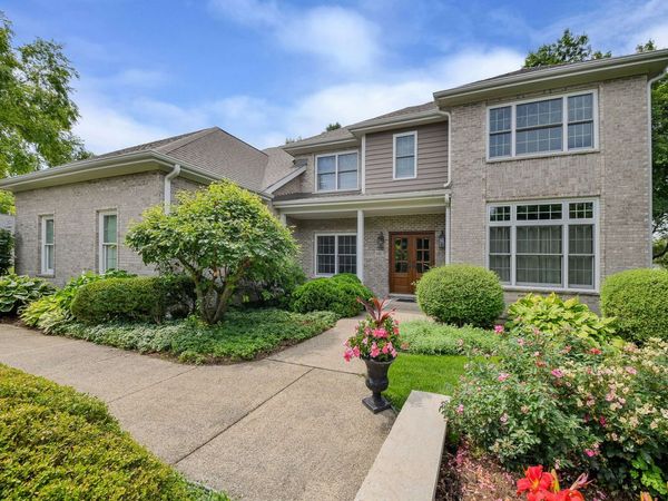 1580 Turnberry Court, Geneva, IL 60134