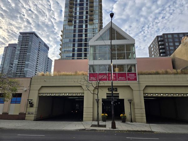 1212 N LaSalle Street, Unit 1904, Chicago, IL 60610