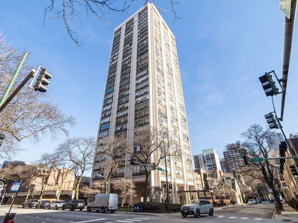 70 W BURTON Place, Unit 704F, Chicago, IL 60610