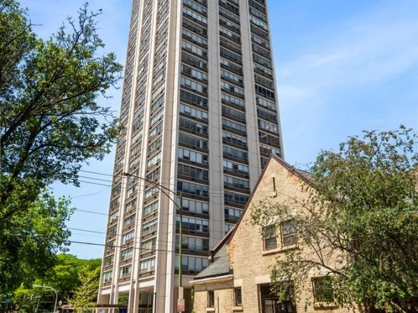 70 W BURTON Place, Unit 704F, Chicago, IL 60610