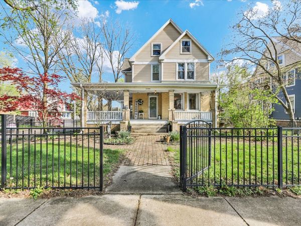 1120 W Church Street, Champaign, IL 61821