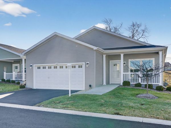 169 Hialeah Lane, Grayslake, IL 60030