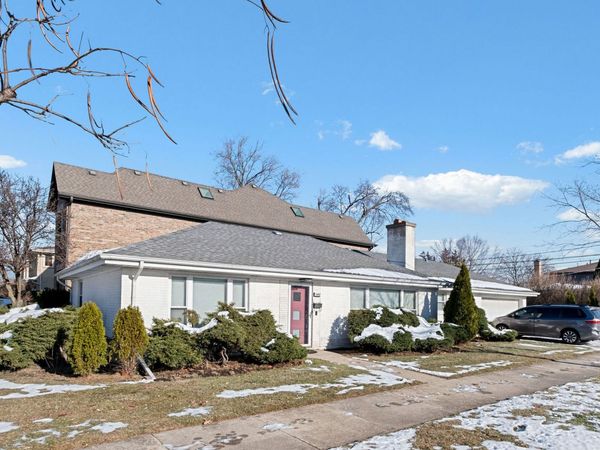 7303 N Kildare Avenue, Lincolnwood, IL 60712
