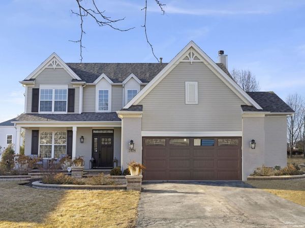 2408 Moutray Lane, North Aurora, IL 60542