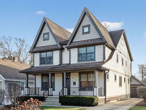 215 7th Street, Downers Grove, IL 60515