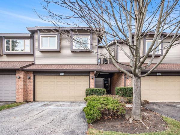 1008 Arbor Court, Mount Prospect, IL 60056