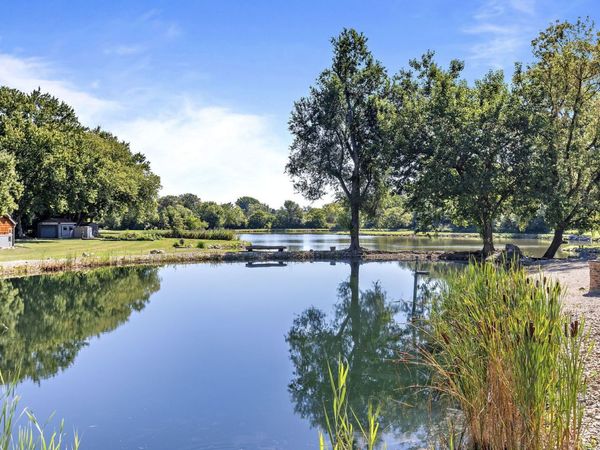 330 S Barrington Road, Barrington, IL 60010