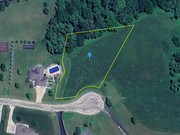 11300 W Horseshoe View Lane, Galena, IL 61036