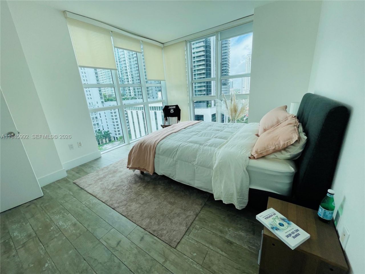 951 Brickell Ave, Unit 1511, Miami, FL 33131 Photo