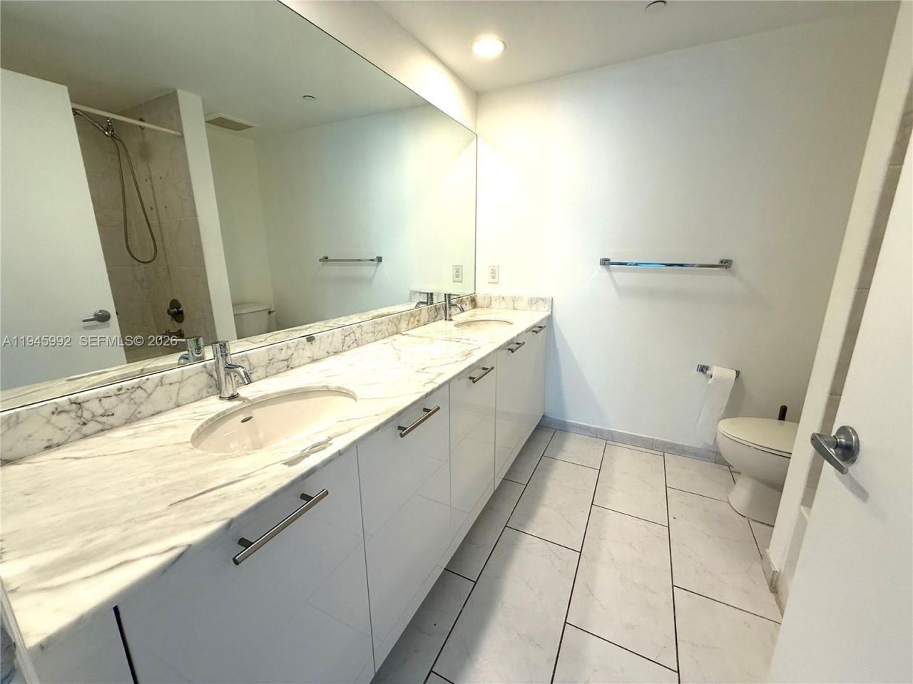 951 Brickell Ave, Unit 1511, Miami, FL 33131 Photo