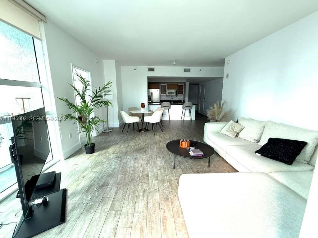 951 Brickell Ave, Unit 1511, Miami, FL 33131 Photo