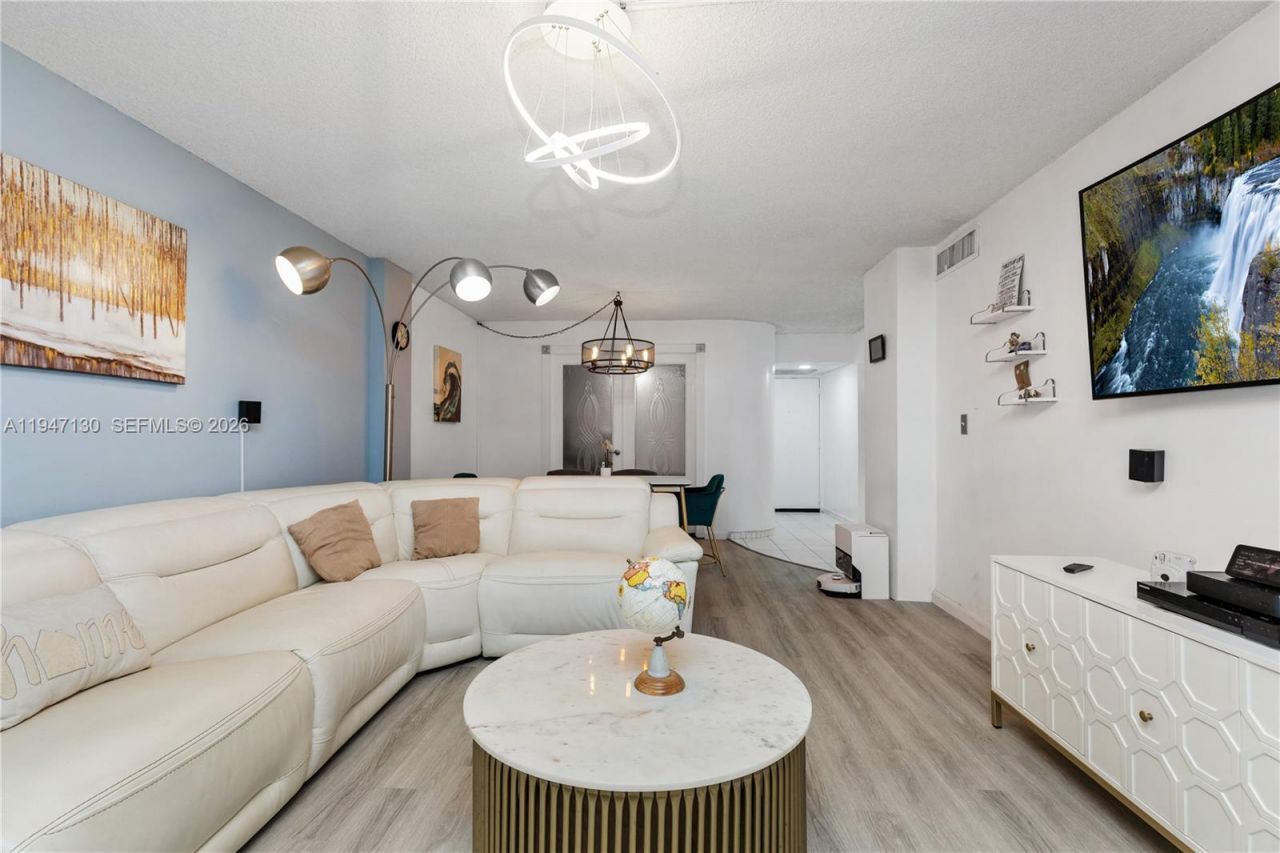 2800 N 46th Ave, Unit A307, Hollywood, FL 33021 Photo