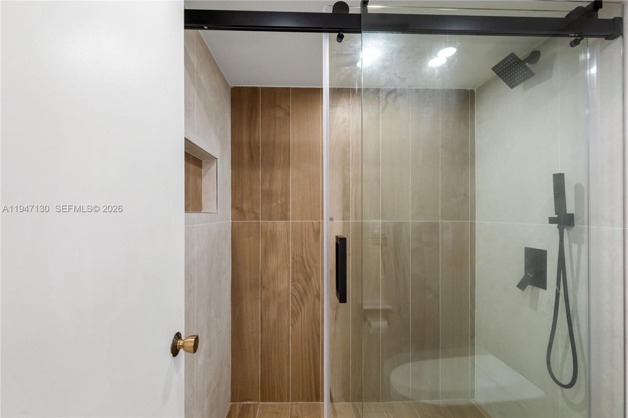 2800 N 46th Ave, Unit A307, Hollywood, FL 33021 Photo