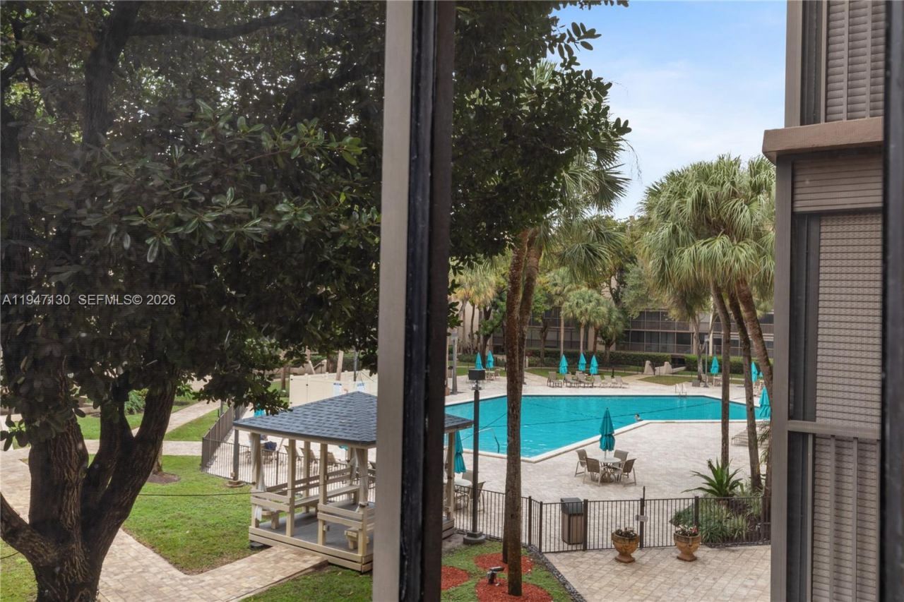 2800 N 46th Ave, Unit A307, Hollywood, FL 33021 Photo