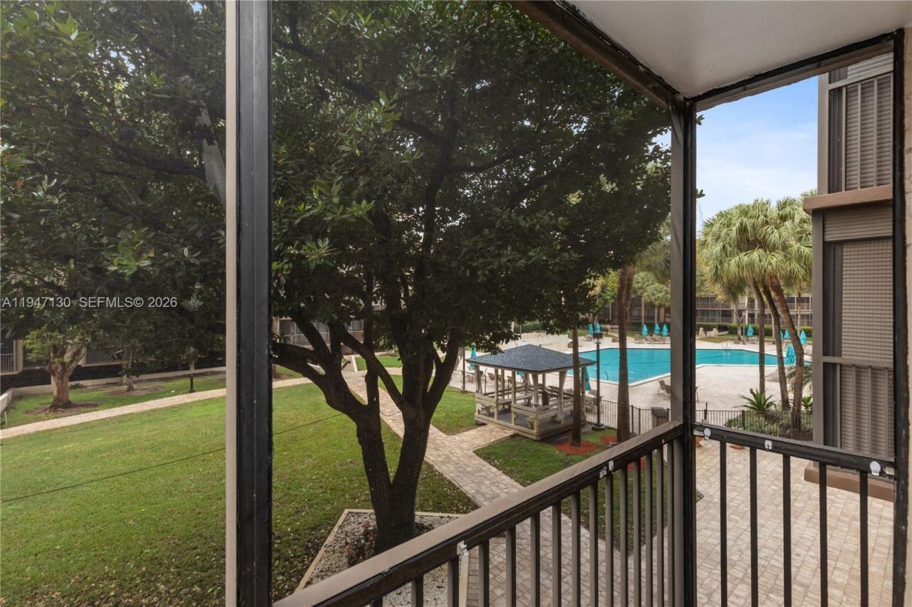 2800 N 46th Ave, Unit A307, Hollywood, FL 33021 Photo