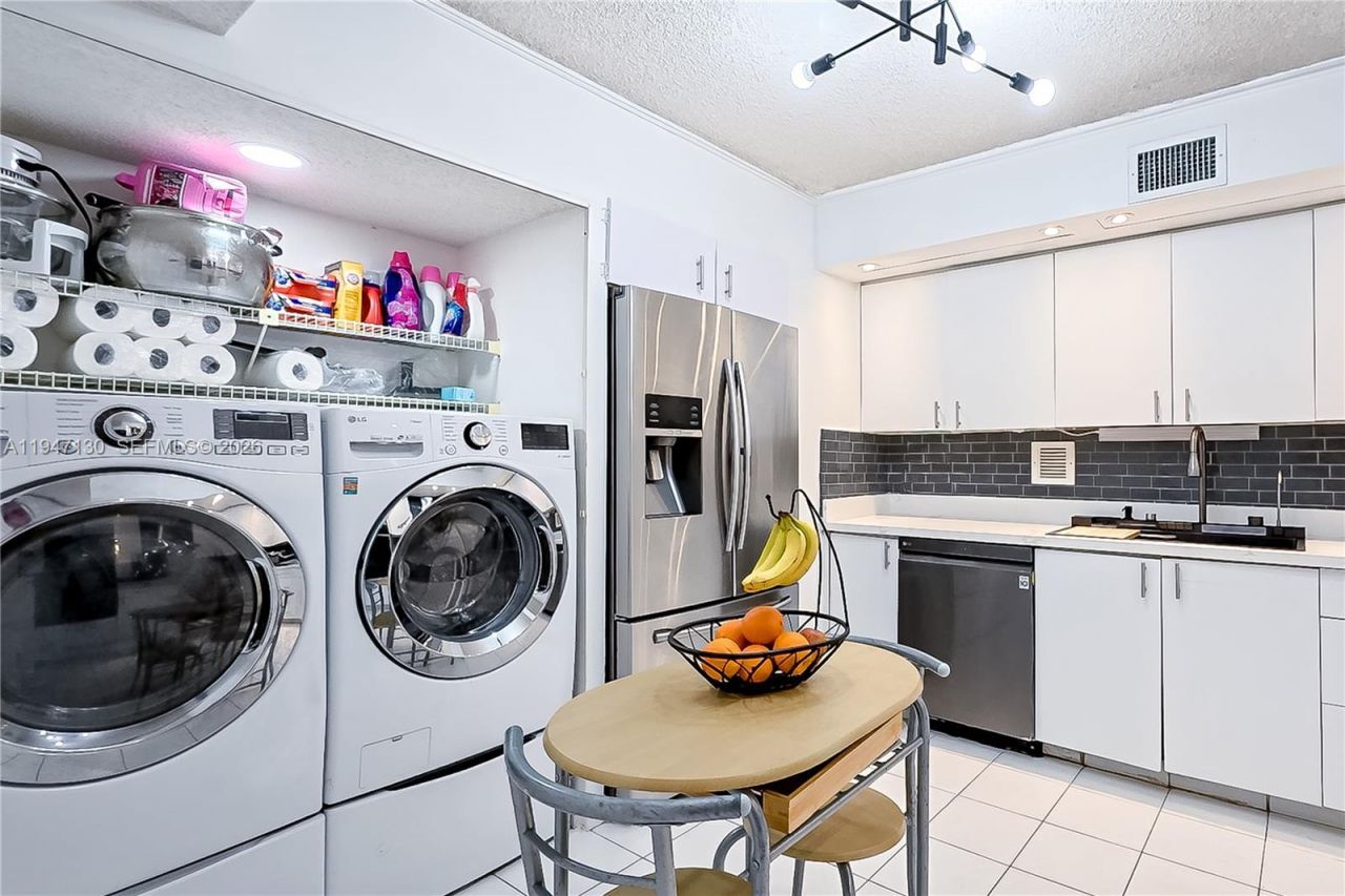 2800 N 46th Ave, Unit A307, Hollywood, FL 33021 Photo