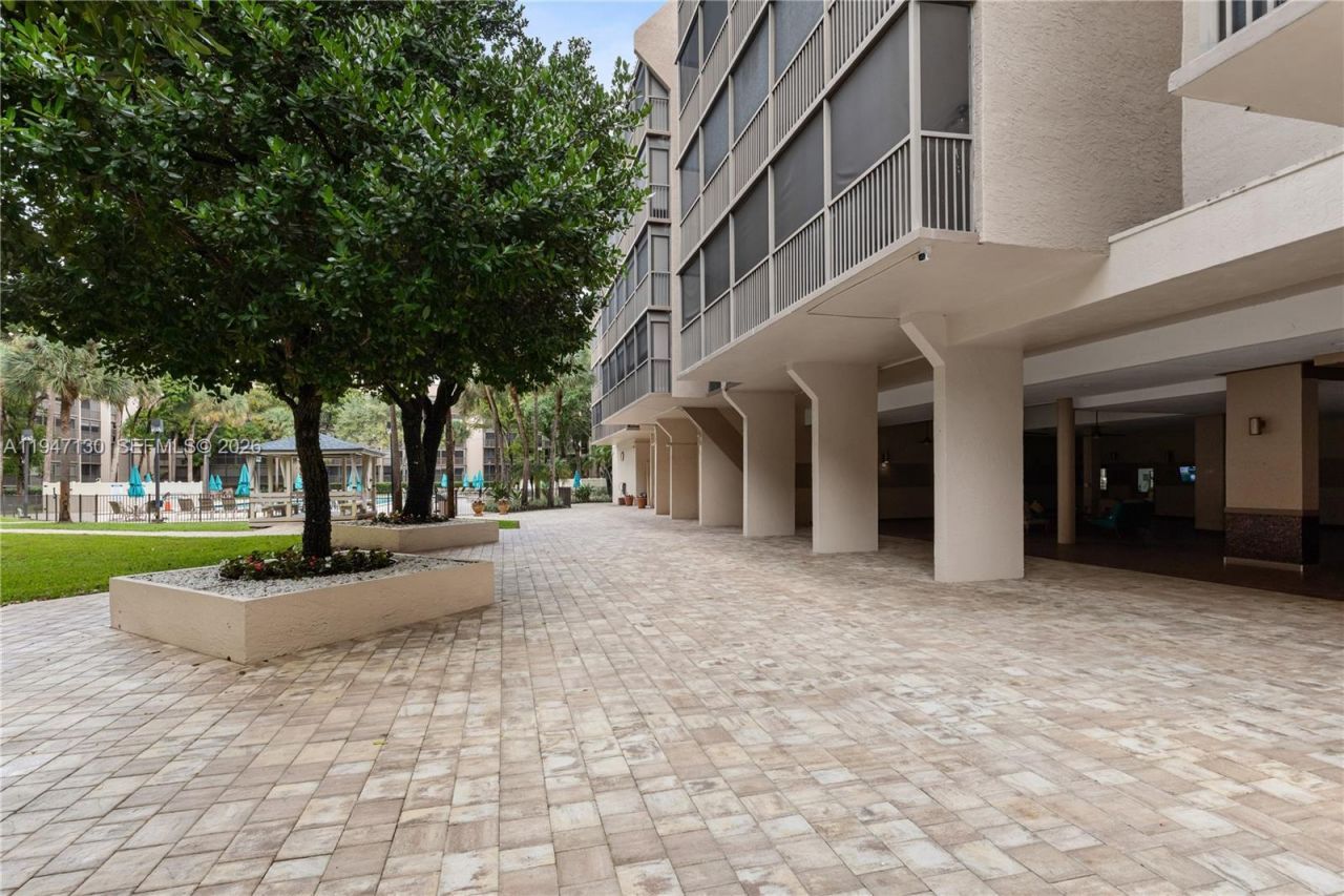 2800 N 46th Ave, Unit A307, Hollywood, FL 33021 Photo