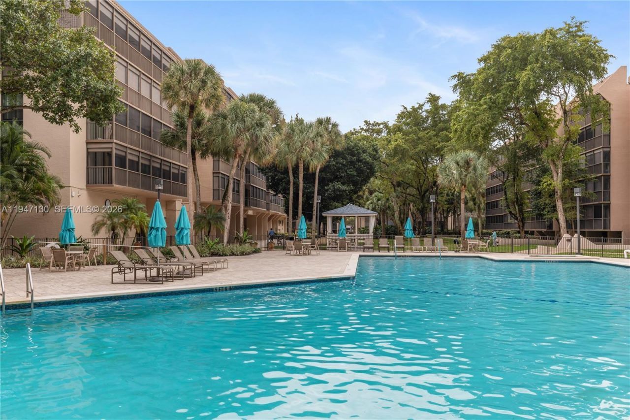 2800 N 46th Ave, Unit A307, Hollywood, FL 33021 Photo