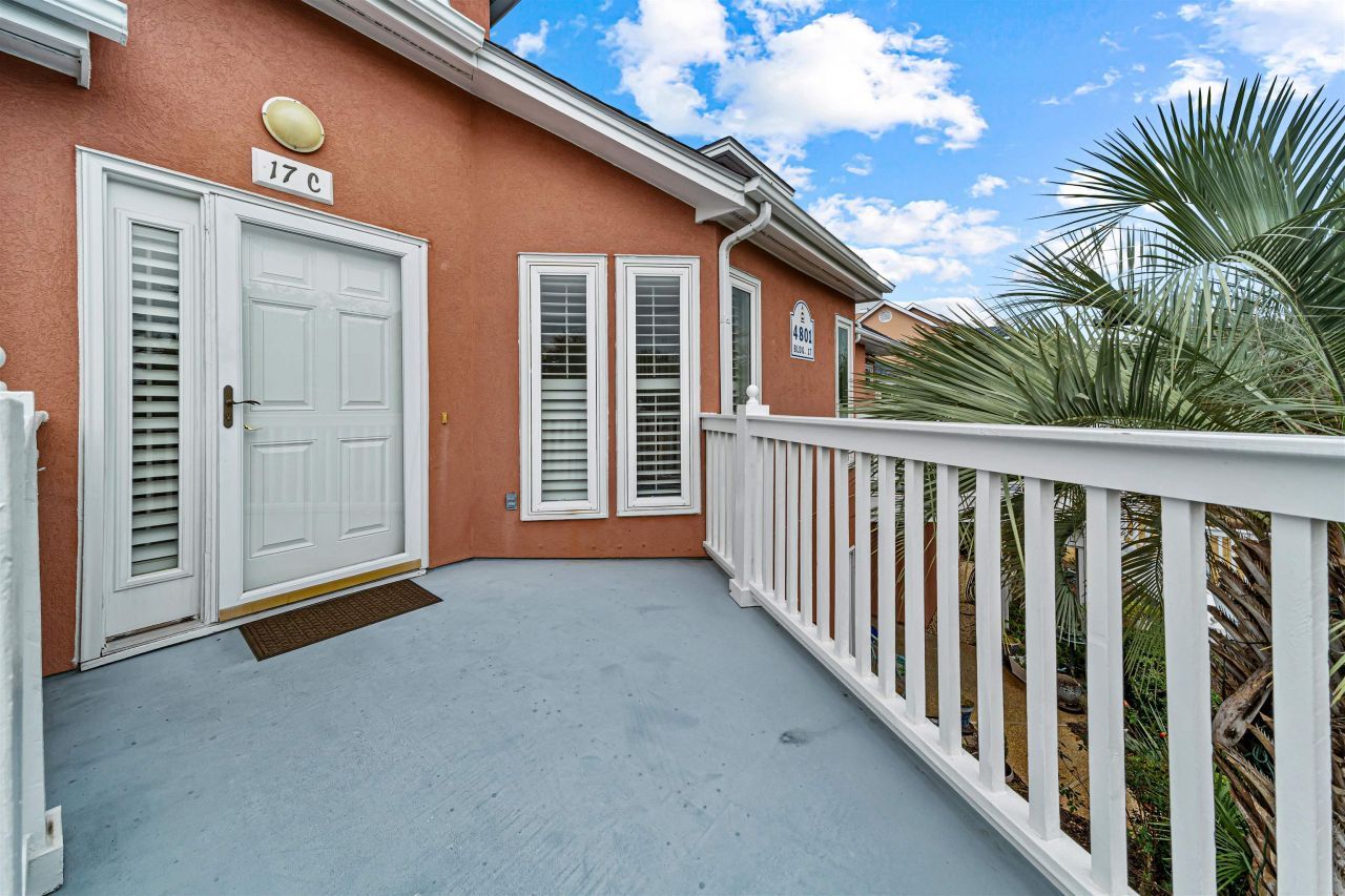 4801 Lightkeepers Way Photo 9