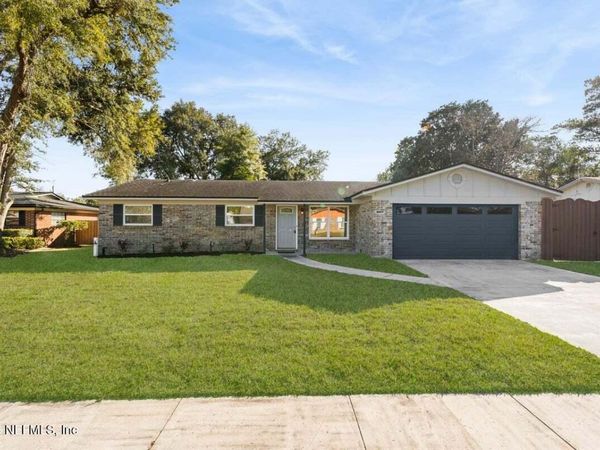 1068 GROVE PARK Lane, Orange Park, FL 32073