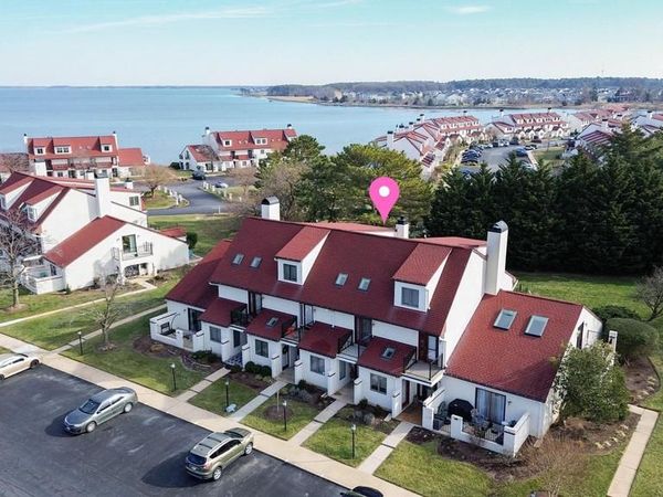 8 E QUEEN VICTORIA WAY, CHESTER, MD 21619