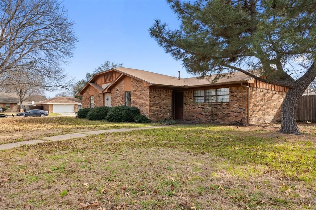 2736 Chebi Lane, Denton, TX 76209 Main Photo
