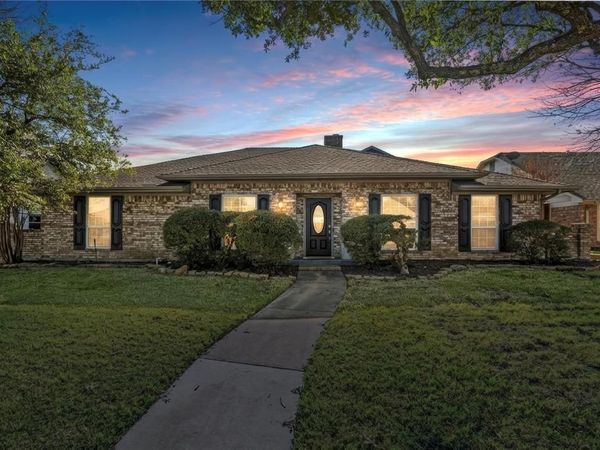 1704 Throwbridge Lane, Plano, TX 75023