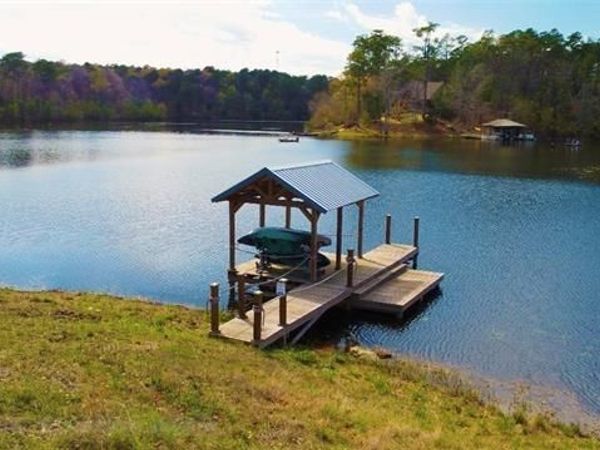 132 MAGNOLIA RIDGE Drive, Boyce, LA 71409